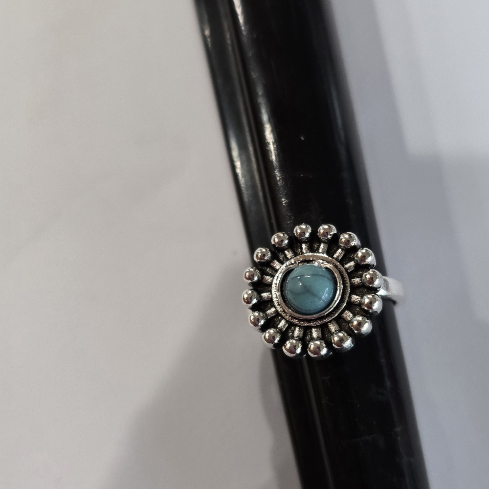 TURQUOISE SILVER STUD MLNEW SIZE 6 BOHO NAVAJO TRENDY RING